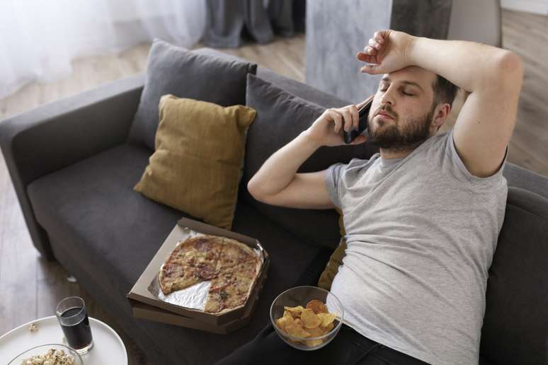 Is the sofa the new cigarette? Understand the risks of physical inactivity