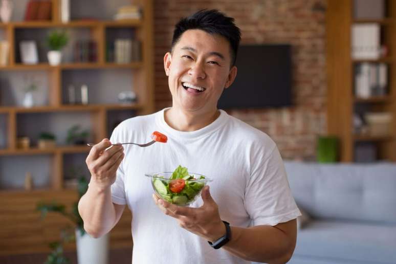 A car&ecirc;ncia de certas vitaminas no organismo pode prejudicar o emagrecimento 