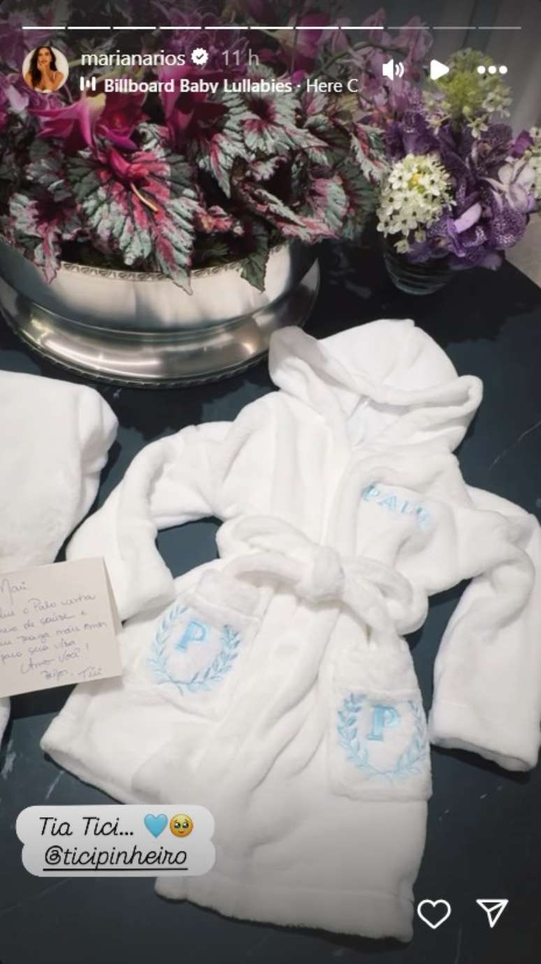 Pregnant, Mariana Rios cries with the gift sent by Tician Pinheiro: ‘I love you’ Pregnant, Mariana Rios cries with the gift sent by Tician Pinheiro: ‘I love you’