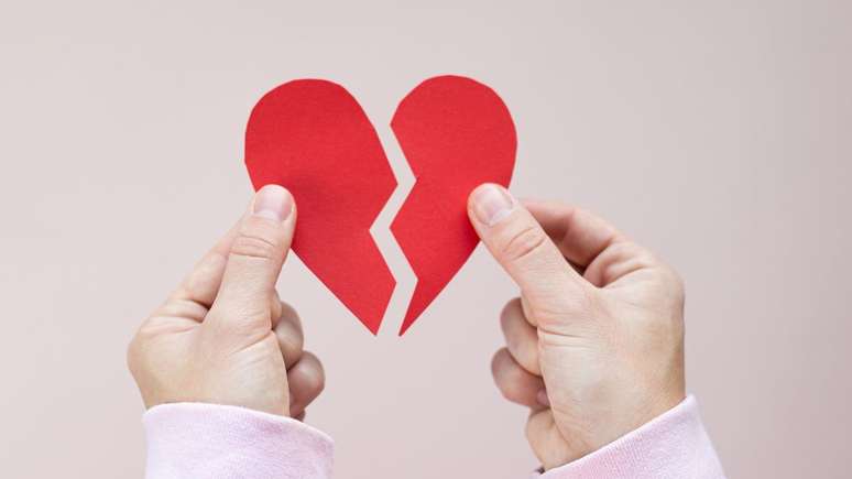 What is the broken heart syndrome and how to treat it? Look what science says What is the broken heart syndrome and how to treat it? Look what science says