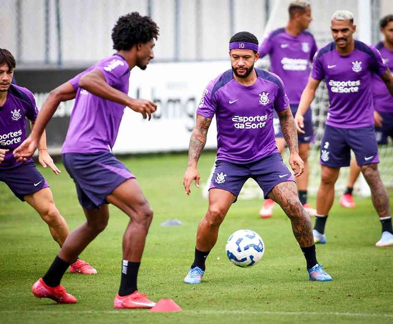 Corinthians quer aprimorar coletivo para volta das competi&ccedil;&otilde;es &ndash;