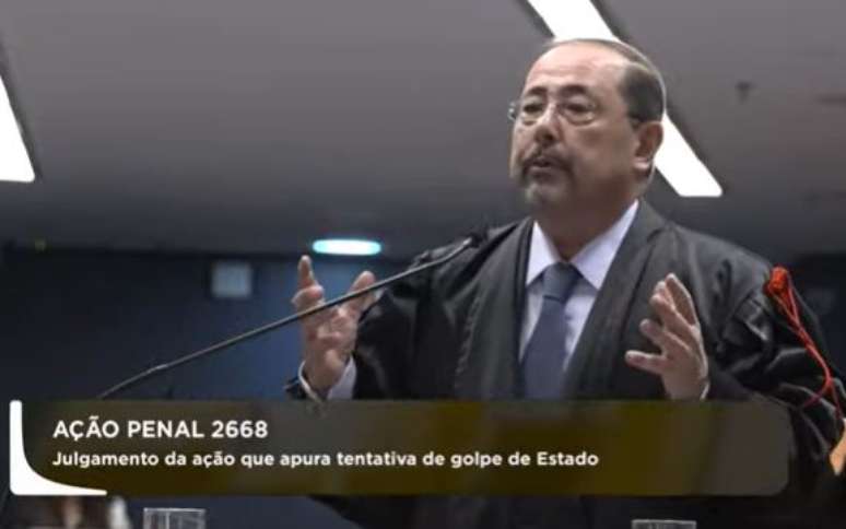 Celso Vilardi, advogado do ex-presidente Jair Bolsonaro