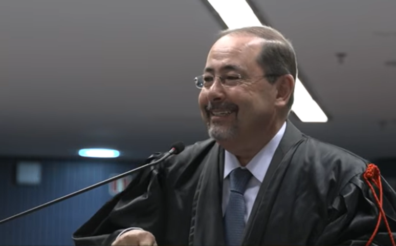 A defesa de Jair Bolsonaro (PL) foi a segunda a se manifestar na sessão desta terça-feira, 3