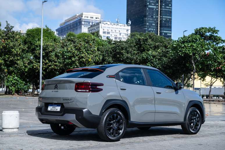 Novo Citroën Basalt Dark Edition 2026