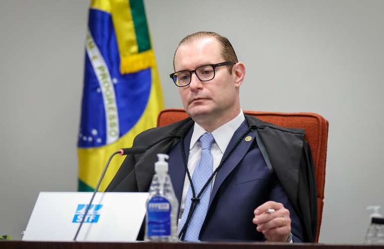 Cristiano Zanin se tornou ministro do STF após indicação de Lula, em 2023