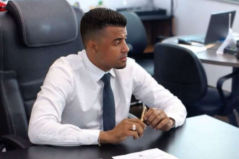 Deputado Thiego Santos, conhecido como TH Joias, do MDB é apontado pelo MPRJ como facilitador de venda de armas e tráfico