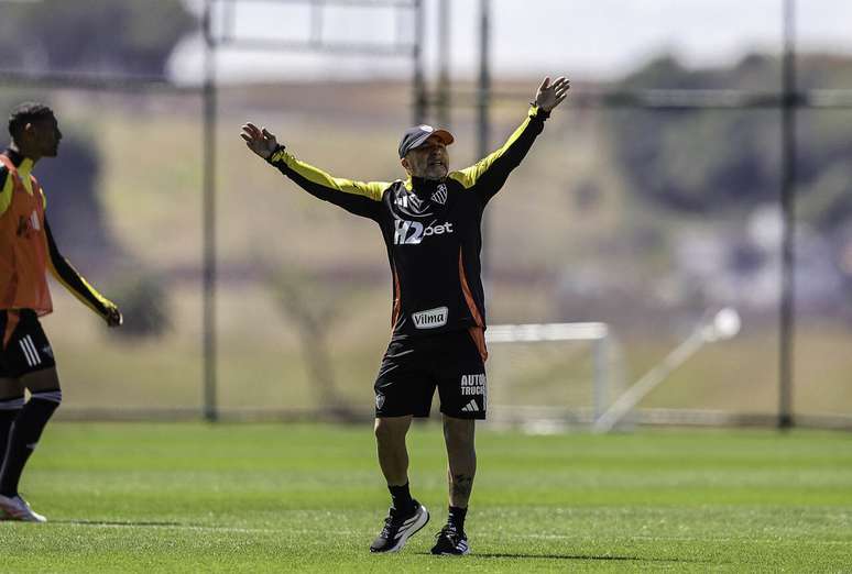 Sampaoli define treino em dois per&iacute;odos por tr&ecirc;s dias no Atl&eacute;tico &ndash; Fotos: Paulo Henrique Fran&ccedil;a / Atl&eacute;tico