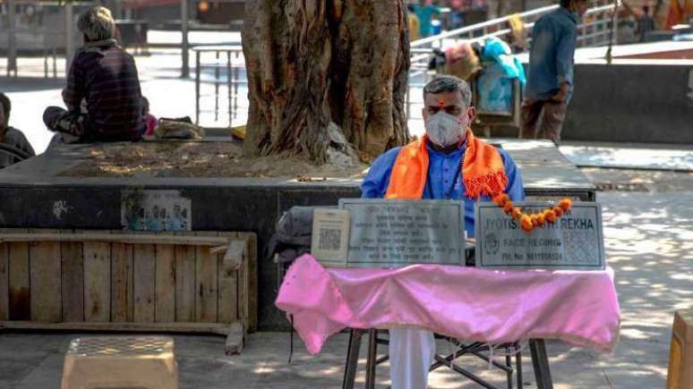 Astr&oacute;logos s&atilde;o consultados amplamente na &Iacute;ndia, inclusive por pol&iacute;ticos que buscam prever resultado das elei&ccedil;&otilde;es