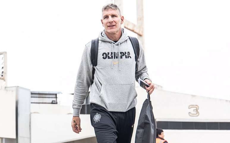 O &uacute;ltimo trabalho de Palermo foi no Olimpia &ndash;