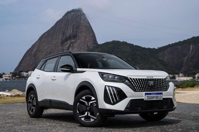 Peugeot 2008 GT Hybrid 2026