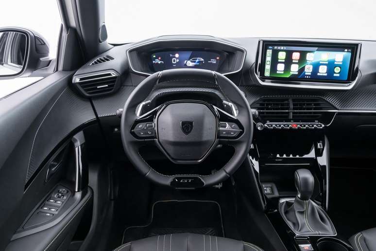 Peugeot 2008 GT Hybrid 2026