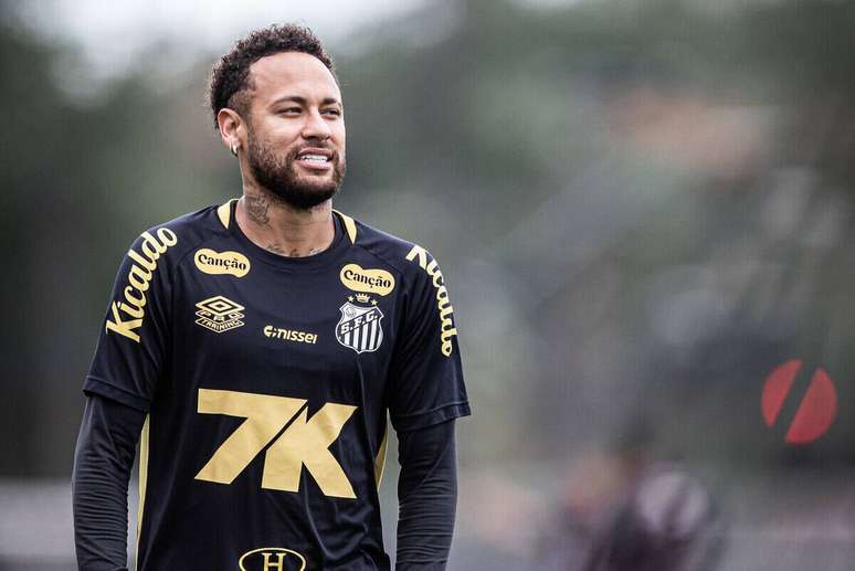Neymar deve atuar na grama sint&eacute;tica da Arena MRV &ndash; Fotos: Raul Baretta/ Santos FC
