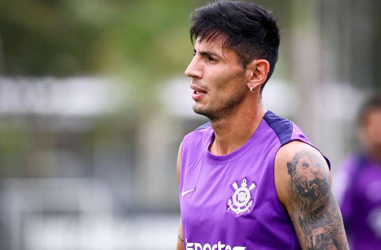 Corinthians busca renova&ccedil;&atilde;o de contrato com Angileri &ndash;