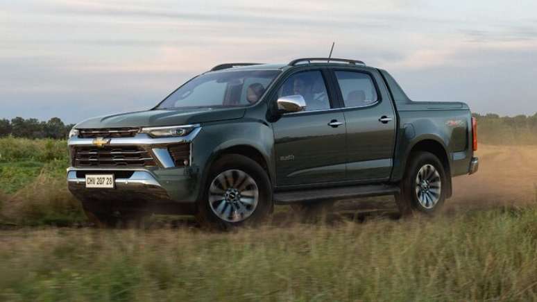 S10 superou Hilux nas vendas diretas de agosto