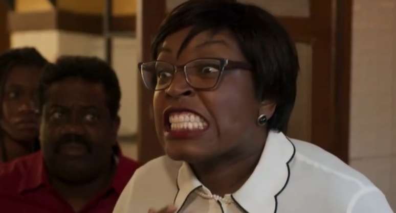 Irreconhecível: Consuelo (Belize Pombal) verbalizou preconceitos ao flagrar o filho com a melhor amiga