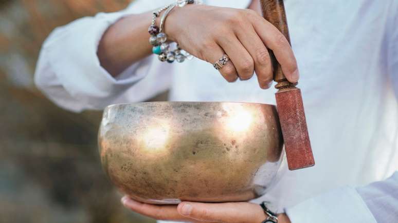 Sound Therapy: Find out how ancient practice provides well -being