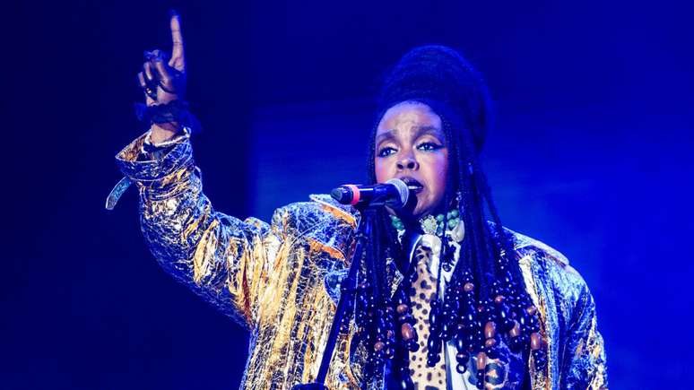 Lauryn Hill entra em ritmo de festa em show com a família no The Town 2025