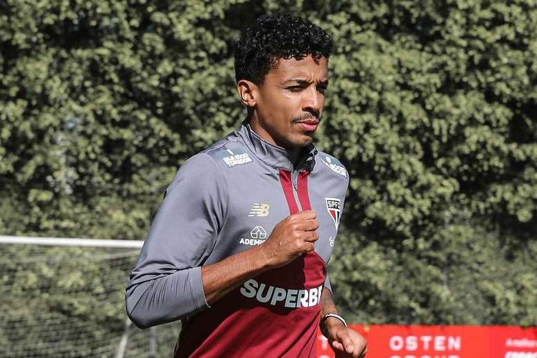 S&atilde;o Paulo projeta retorno de Luiz Gustavo em outubro &ndash;