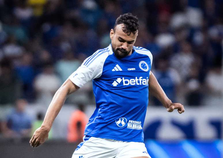 Fabr&iacute;cio Bruno &eacute; titular absoluto do Cruzeiro &ndash;