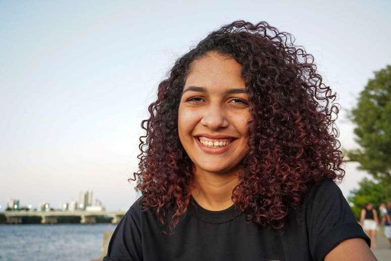 Cibelle Vieira, 21 anos, quer continuar &ldquo;fortalecendo uma rede de profissionais comprometidos com um audiovisual diverso e representativo&rdquo;.