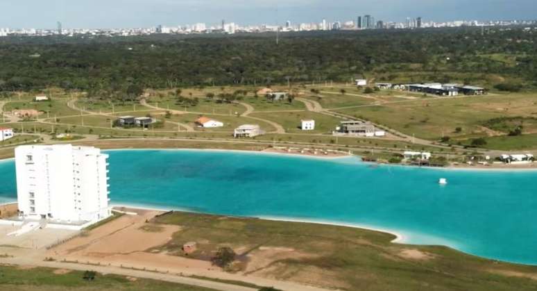 &Uacute;ltimo endere&ccedil;o de Mij&atilde;o seria em novo condom&iacute;nio de luxo na Bol&iacute;via