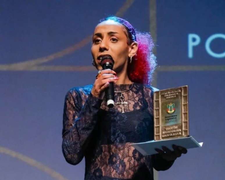 A ga&uacute;cha Mikaella Amaral, eleita a melhor atriz na Mostra de Curtas Ga&uacute;chos, do 53&ordm; Festival de Cinema de Gramado