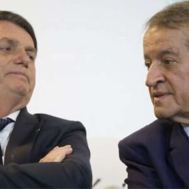 Bolsonaro e Valdemar Costa Neto.