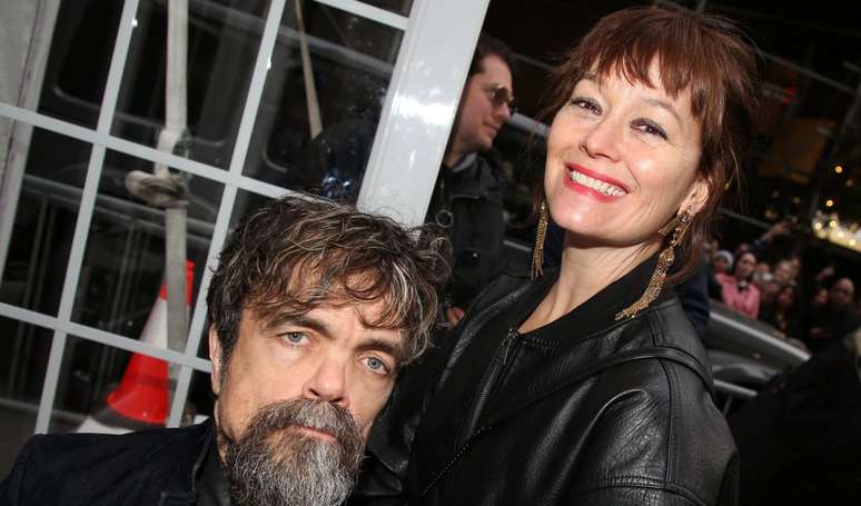Tyrion Lannister em 'Game of Thrones', Peter Dinklage revela segredo do casamento duradouro com Peter Dinklage: uma palavra de apenas oito letras.