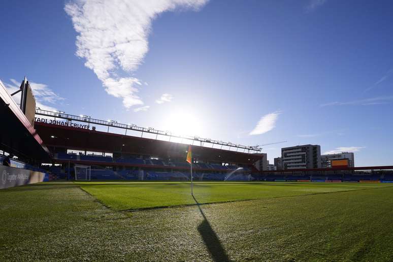 Estadi Johan Cruyff antes de partida do Barcelona 