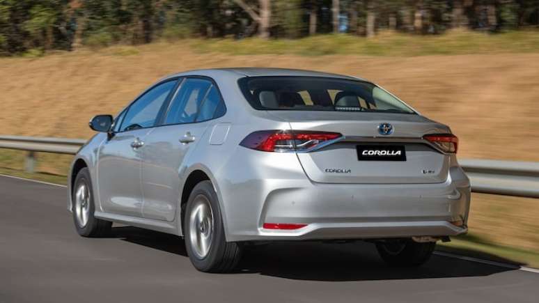 Toyota Corolla GLi Hybrid 2026
