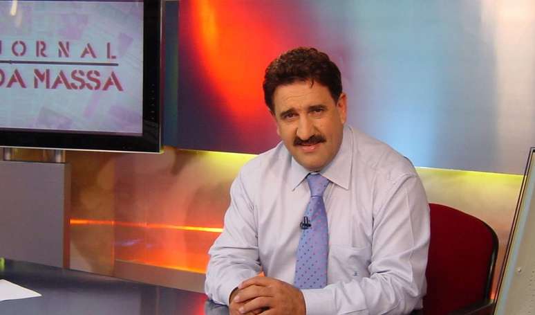 'Devia ter ficado quieto': Ratinho revela grande arrependimento envolvendo famosa dupla de cantores.