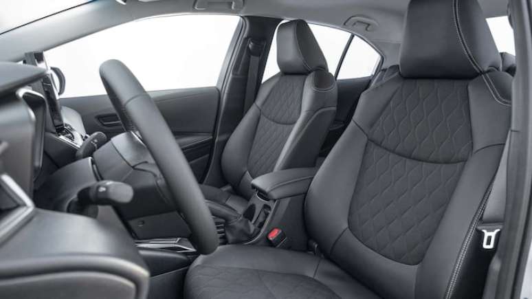 Toyota Corolla GLi Hybrid 2026