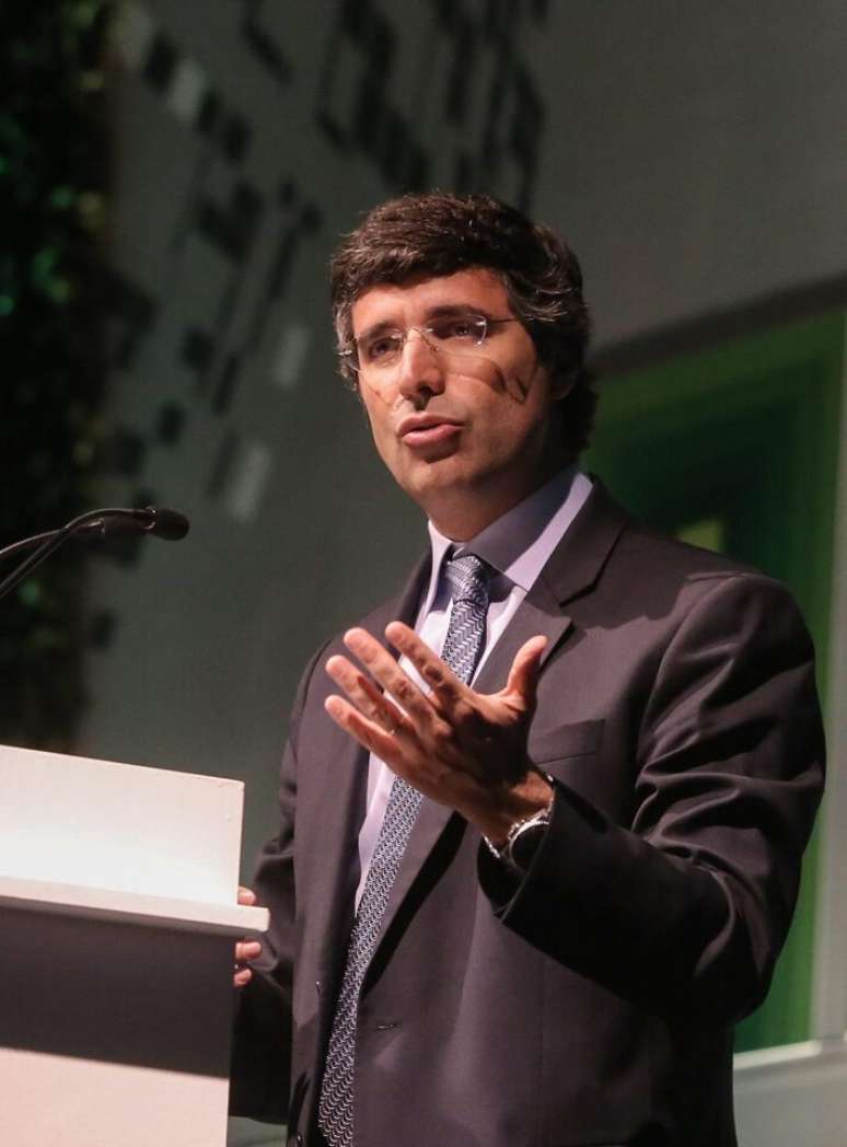 Andr&eacute; Esteves &eacute; um dos principais nomes ligados &agrave; proposta da SAF do Fluminense.