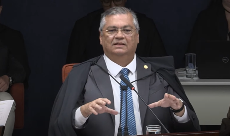 Ministro Fl&aacute;vio Dino