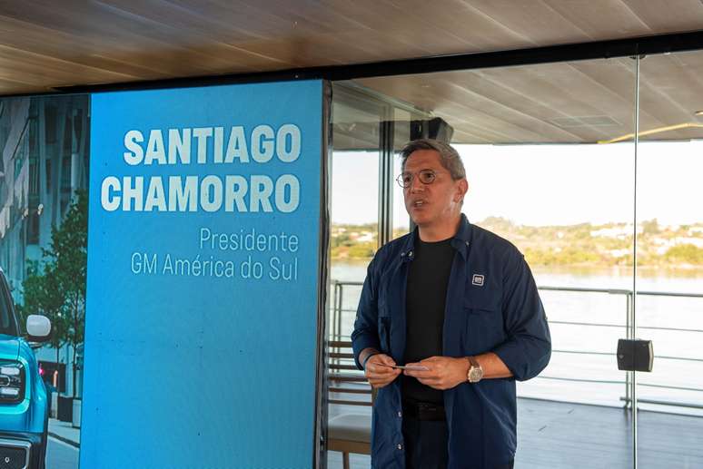 Santiago Chamorro deu a entrevista a bordo de um barco no Lago Parano&aacute;