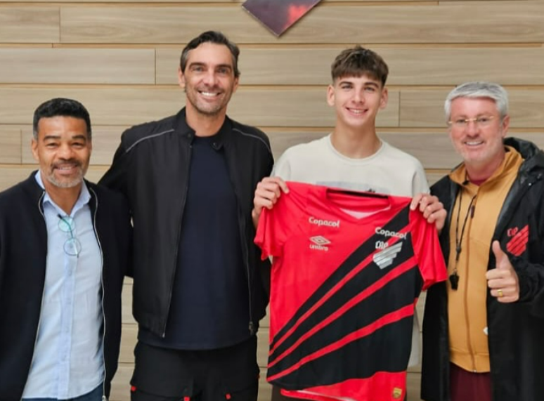 Patrick, filho de Giba, vai jogar pelo Furac&atilde;o