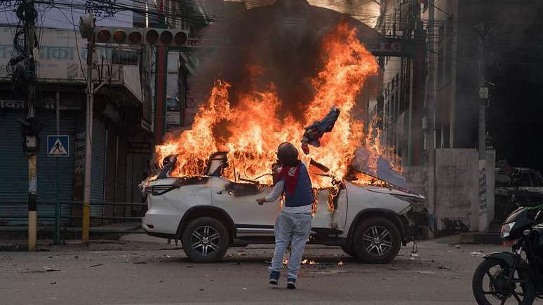 Tanto manifestantes quanto autoridades culparam 'infiltrados' pela viol&ecirc;ncia