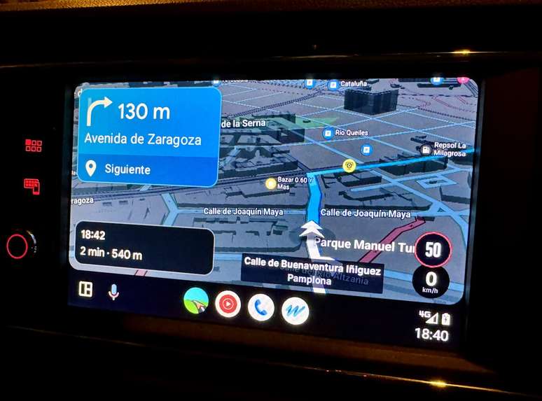 Google Maps has decided to take shortcuts and truck drivers followed him without thinking: the result is a Galician village with cracks in the houses Google Maps has decided to take shortcuts and truck drivers followed him without thinking: the result is a Galician village with cracks in the houses