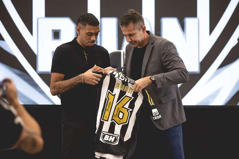 Ruan usar&aacute; a camisa 16 no Galo &ndash;
