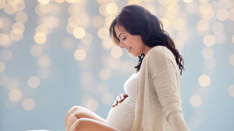 Why do women’s hair change during pregnancy?