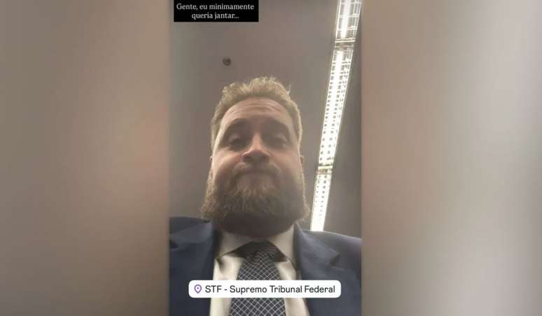 Advogado já havia viralizado quando pediu adiamento de sessão para conseguir se alimentar