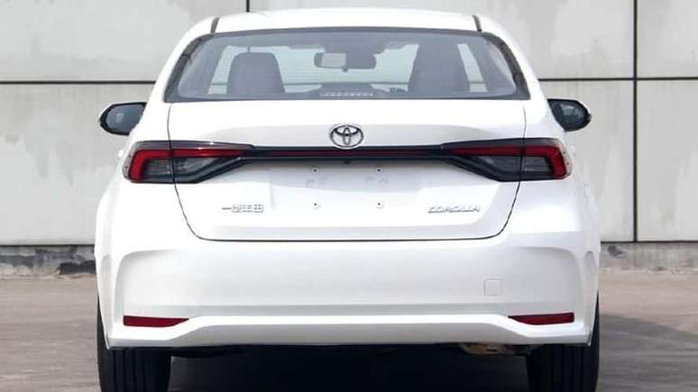 Novo Toyota Corolla Allion chinês