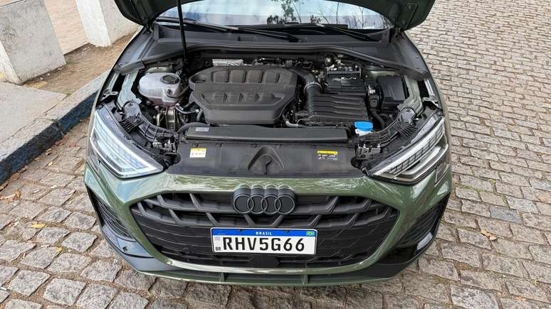 Audi A3 Sedan Performance Black 2025