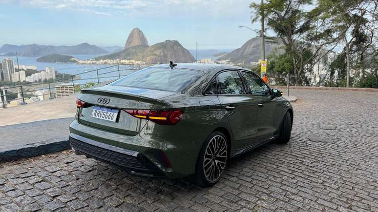 Audi A3 Sedan Performance Black 2025