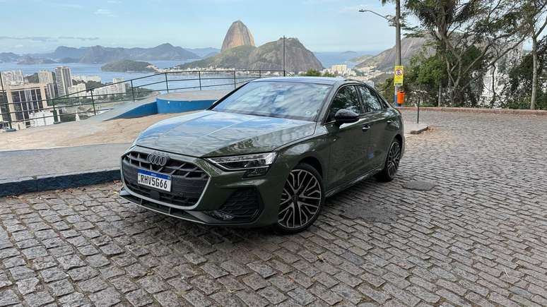 Audi A3 Sedan Performance Black 2025