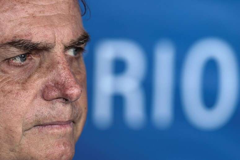 Ex-presidente também tentará cumprir pena em casa