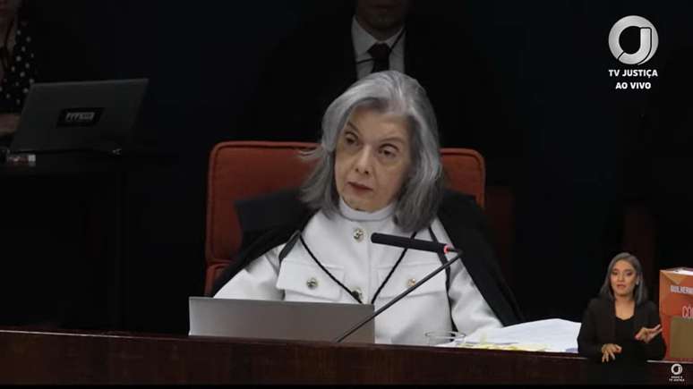 Ministra Cármen Lúcia durante julgamento da ação penal da trama golpista