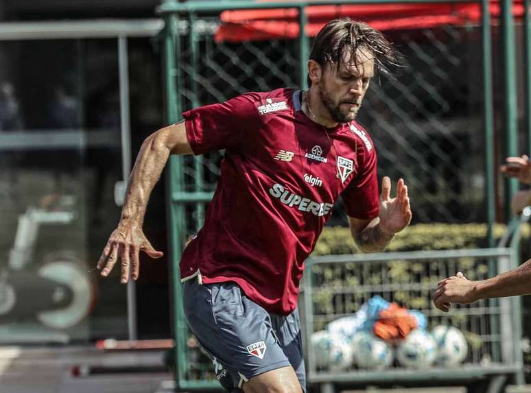 S&atilde;o Paulo tenta dar ritmo para Rafael Tol&oacute;i &ndash;