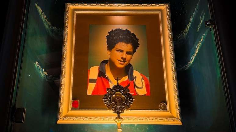 Do you want to pray for St. Carlo Acutis? See the Novena del Santo dei Jeans