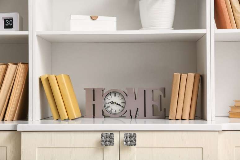 Books with neutral covers are perfect for cleaner furniture 